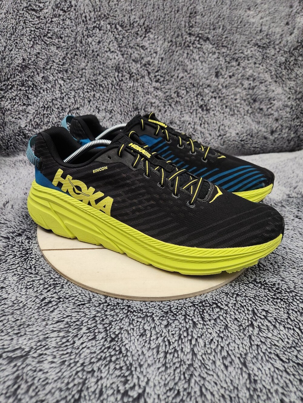 Hoka One One Mens Rincon Black Citrus Running Shoes Size 12.5